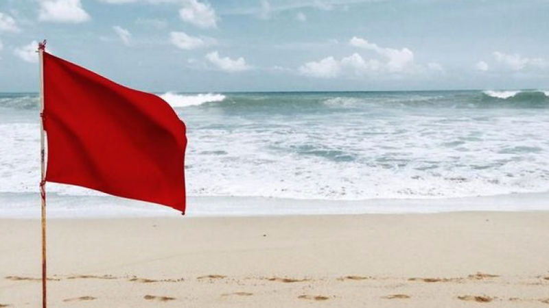 Esto me suena. Las tardes del Ciudadano García - Si hay bandera roja, haz caso al socorrista: ¡prohibido bañarse! - Escuchar ahora