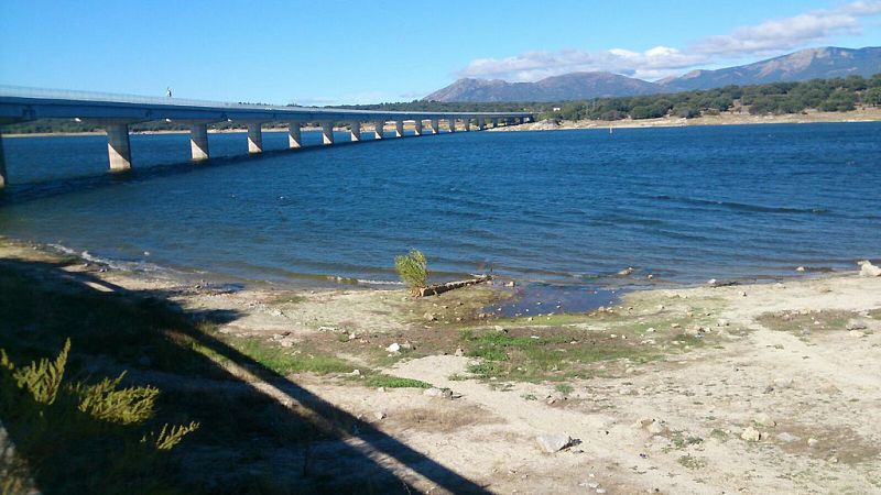 España vuelta y vuelta - La sequía desde el embalse de Valmayor - 04/09/17 - Escuchar ahora