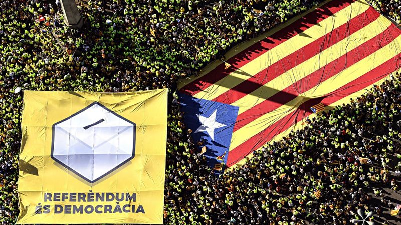 Las mañanas de RNE - Reunión del Constitucional para pronunciarse sobre el recurso del Gobierno a la ley de transitoriedad - Escuchar ahora