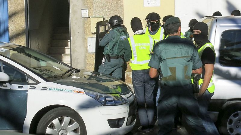 Las mañanas de RNE - Detenido en Vinaroz un marroquí relacionado con los atentados de Cataluña - Escuchar ahora
