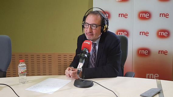 Las mañanas de RNE con Alfredo Menéndez