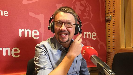 Las mañanas de RNE con Alfredo Menéndez