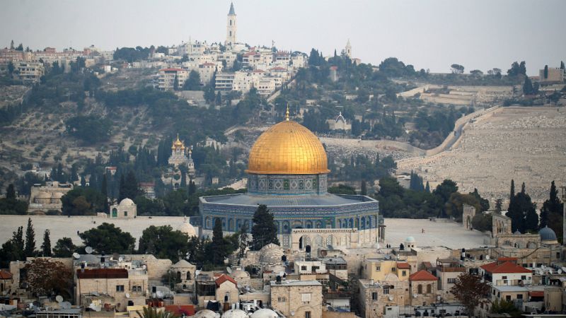 24 horas - Trump confirma el traslado de embajada estadounidense en Israel a Jerusalén y provoca el rechazo del mundo musulmán- Escuchar ahora