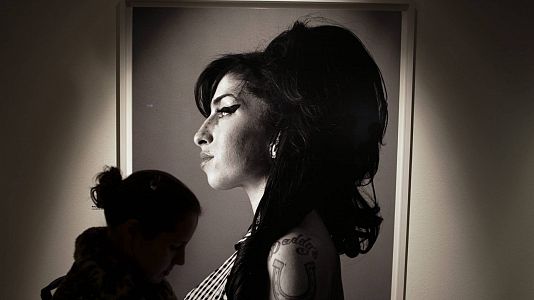 Píntalo de negro. El soul y sus historias - Píntalo de negro. El soul y sus historias - Amy Winehouse - 12/12/17 - Escuchar ahora