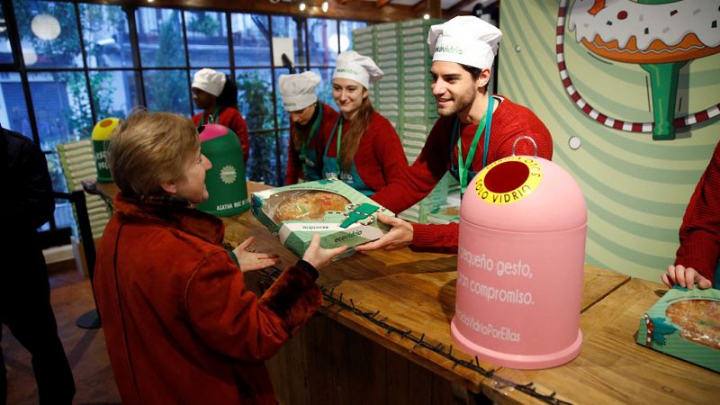 España vuelta y vuelta - Un roscón de Reyes por reciclar un kilo de vidrio - Escuchar ahora