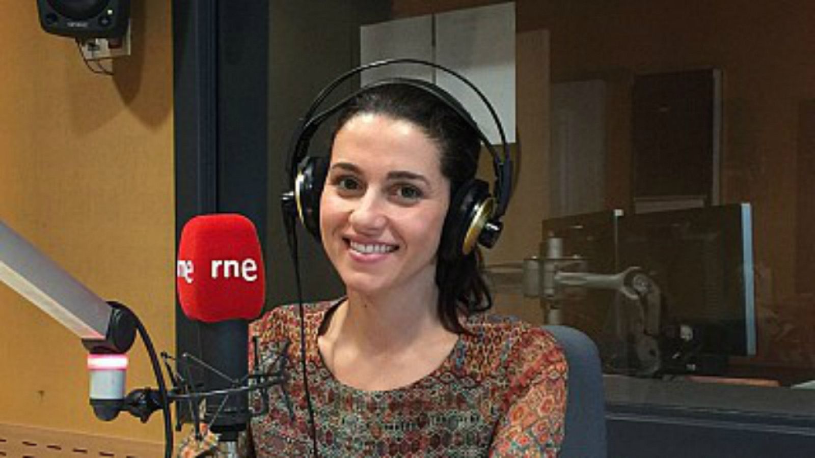 24 horas - Cuatro meses de cárcel para la mujer que deseó una violación en grupo a Arrimadas - Escuchar ahora