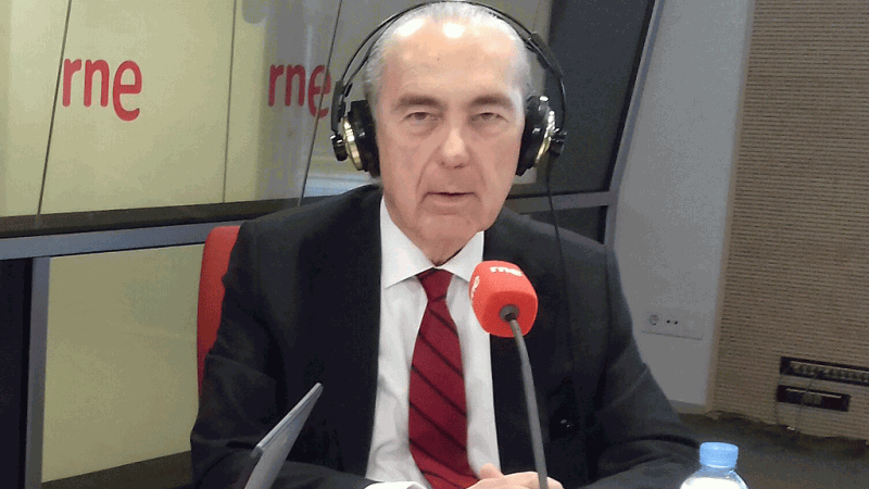 Las mañanas de RNE - 'Se aceptan cheques, flores y mentiras', la antología de Luis Alberto de Cuenca pensada para los jóvenes - Escuchar ahora