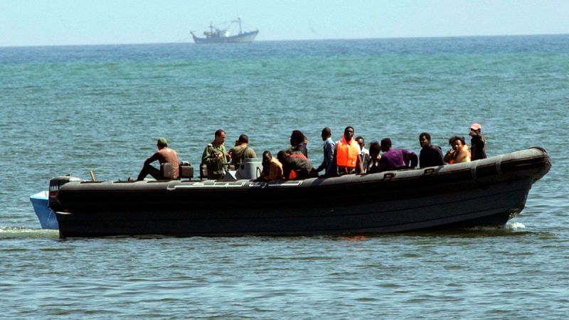 El ferry que cubre la ruta Melilla Almería halla 20 cuerpos flotando en el mar