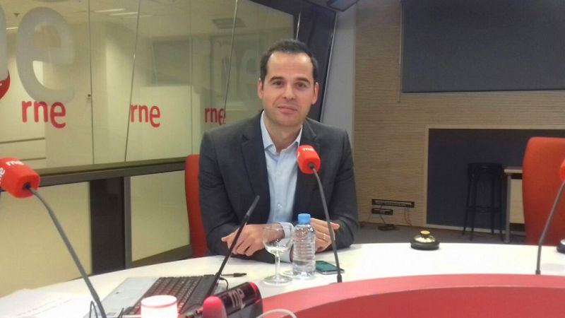 Las mañanas de RNE - Aguado, sobre el 'caso Cifuentes': "Hasta al PP le huele muy mal" - Escuchar ahora