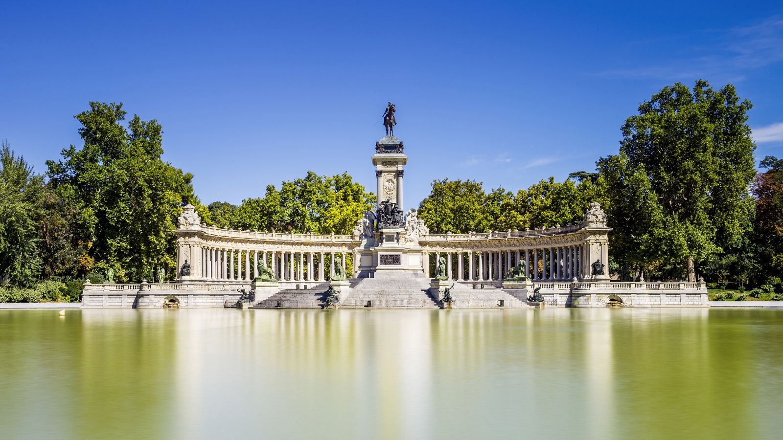 Marca España - El Retiro y el Paseo del Prado aspiran a ser Patrimonio de la Humanidad - escuchar ahora