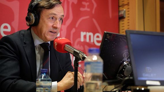 Las mañanas de RNE con Alfredo Menéndez