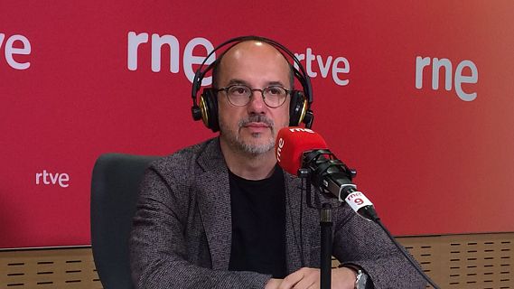 Las mañanas de RNE con Alfredo Menéndez