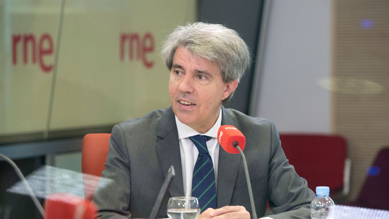 Las mañanas de RNE - Ángel Garrido anuncia una nueva rebaja de impuestos en Madrid - Escuchar ahora