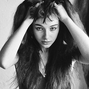 Top Gus Extra - Top Gus Extra - Kate Bush - Escuchar ahora