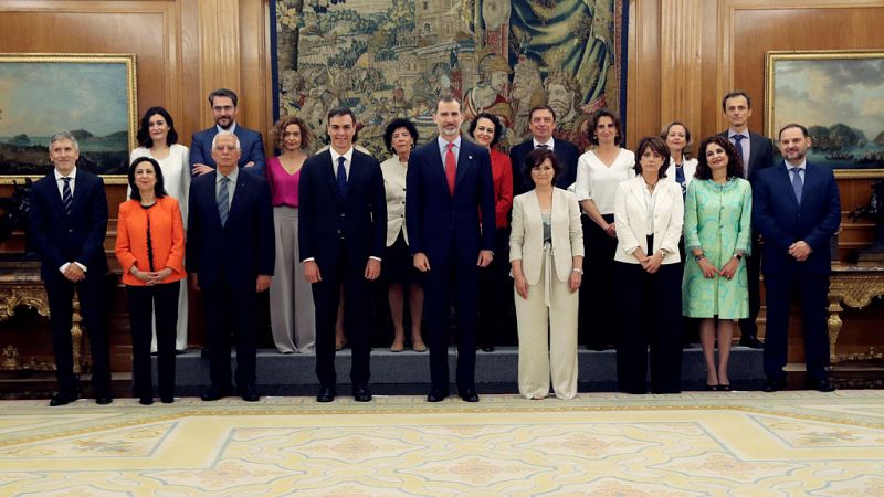 Las mañanas de RNE - Reducir las desigualdades y recuperar la convicencia con Cataluña, cuestiones prioritarias para el primer Consejo de ministras y ministros - Escuchar ahora