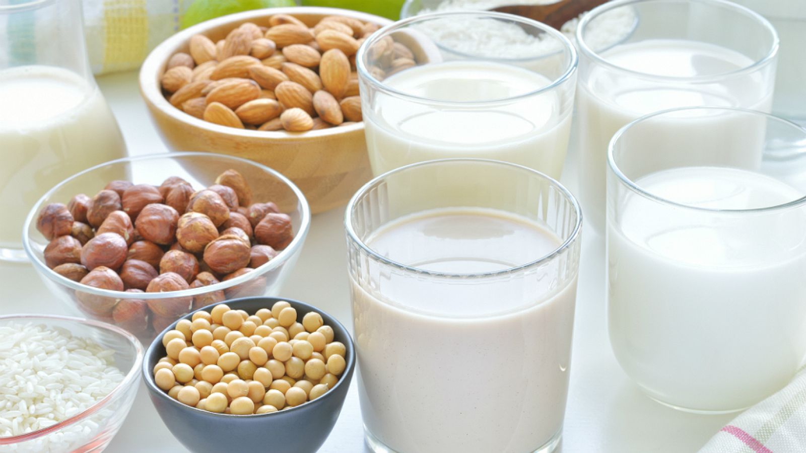 5 minutos con la OCU - Bebidas vegetales - 14/06/18 - Escuchar ahora