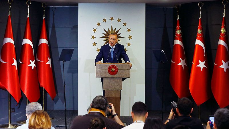 Informativos fin de semana - 24 horas - Erdogan se proclama vencedor y se hace con el control absoluto en Turquía - Escuchar ahora