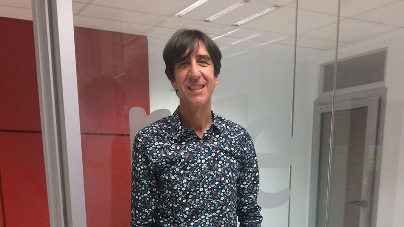 Las mañanas de RNE - Benjamín Prado investiga los orígenes oscuros de algunas de las grandes fortunas españolas en el siglo XIX - Escuchar ahora