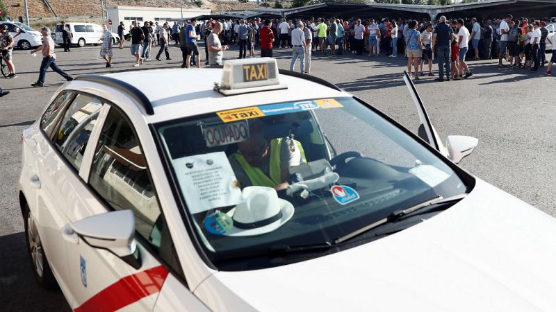 Las mañanas de RNE - Julio Sanz, presidente de la Asociación Nacional del Taxi: "Pido al Gobierno que sea valiente" - Escuchar ahora