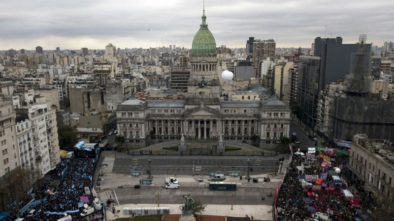 Cinco continentes - Argentina: #Abortolegal o #Salvemoslas2vidas - 08/08/18 - Escuchar ahora