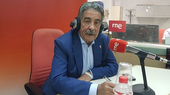 Las mañanas de RNE con Alfredo Menéndez