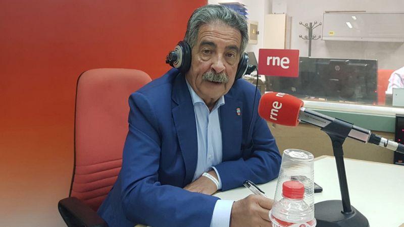 Las mañanas de RNE - Revilla respalda el diálogo en Cataluña para evitar un nuevo 155 - Escuchar ahora