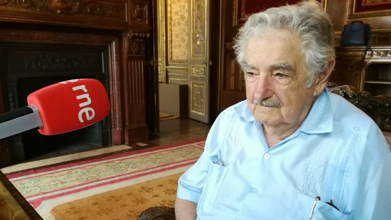 Cinco continentes - José Mujica: "Hoy reaparecen las fronteras que son nuestras cicatrices " - 23/08/18 - Escuchar ahora