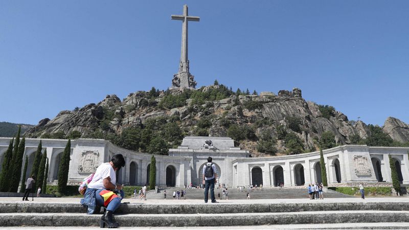 Las mañanas de RNE - La exhumación de los restos de Franco del Valle de los Caídos, punto fuerte del Consejo de Ministros - Escuchar ahora