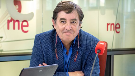 Las mañanas de RNE con Alfredo Menéndez