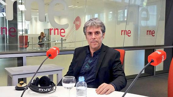 Las mañanas de RNE con Alfredo Menéndez