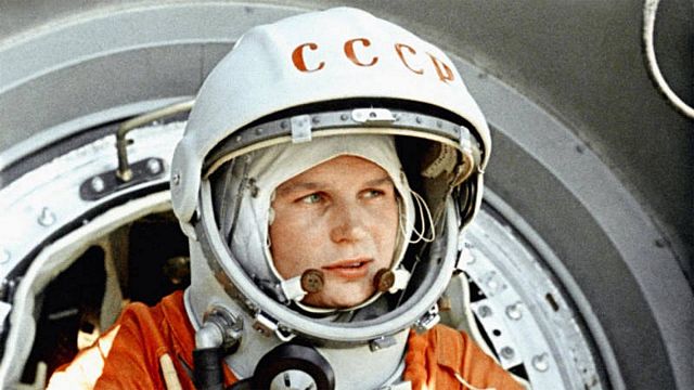 Valentina Tereshkova - Ángeles Caso - "Mujeres"