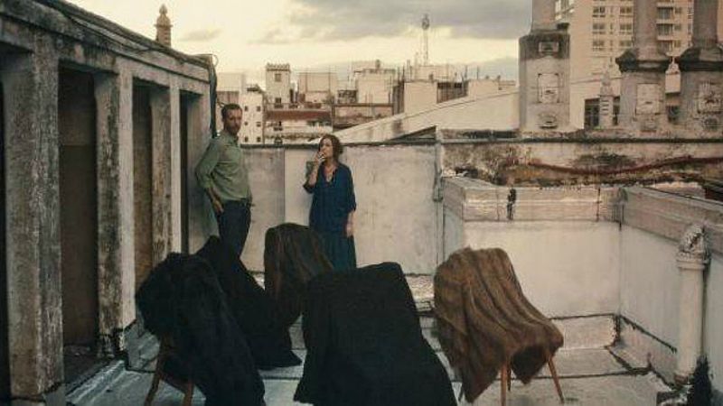De cine - 'Familia sumergida', Premio Horizontes 66 Festival de San Sebastián - 03/10/18 - escuchar ahora 