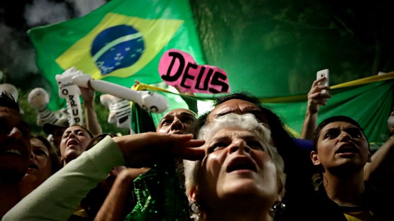 14 horas - Elecciones en Brasil: Las claves de la victoria de Bolsonaro - Escuchar ahora