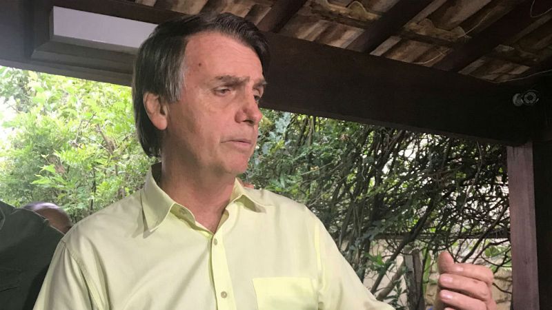  Las mañanas de RNE con Íñigo Alfonso - Bolsonaro trasladará su embajada en Tel Aviv a Jerusalén - Escuchar ahora 