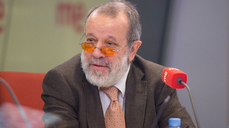 Las mañanas de RNE con Íñigo Alfonso - Fernández Marugán, defensor del pueblo: "No creo en la existencia del efecto llamada, creo en la existencia del efecto expulsión" - Escuchar ahora