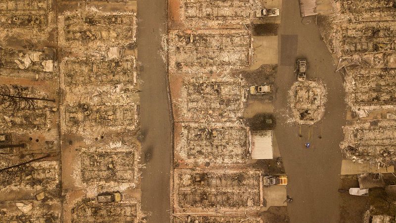 14 horas - Buscan a decenas de desaparecidos tras los incendios de California - Escuchar ahora
