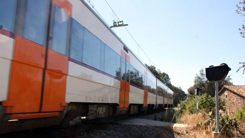  Las mañanas de RNE con Íñigo Alfonso - El portavoz de Renfe en Cataluña: "Los viajeros ya han sido evacuados"  - Escuchar ahora