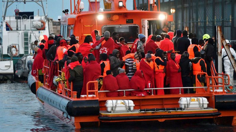 Las mañanas de RNE con Íñigo Alfonso - Salvamento Marítimo sigue rescatando personas del Mediterráneo - Escuchar ahora