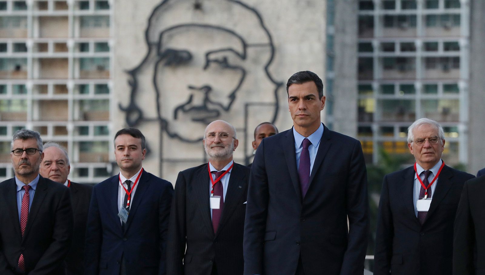 14 horas - Pedro Sánchez se reúne con 200 empresarios en Cuba - Escuchar ahora