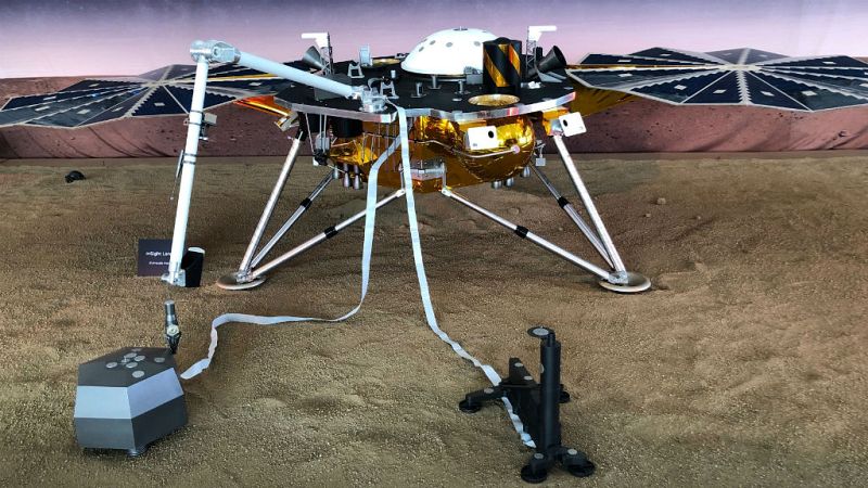  Radio 5 Actualidad - Una estación meteorológica española estudiará el viento de Marte - 26/11/18 - Escuchar ahora 