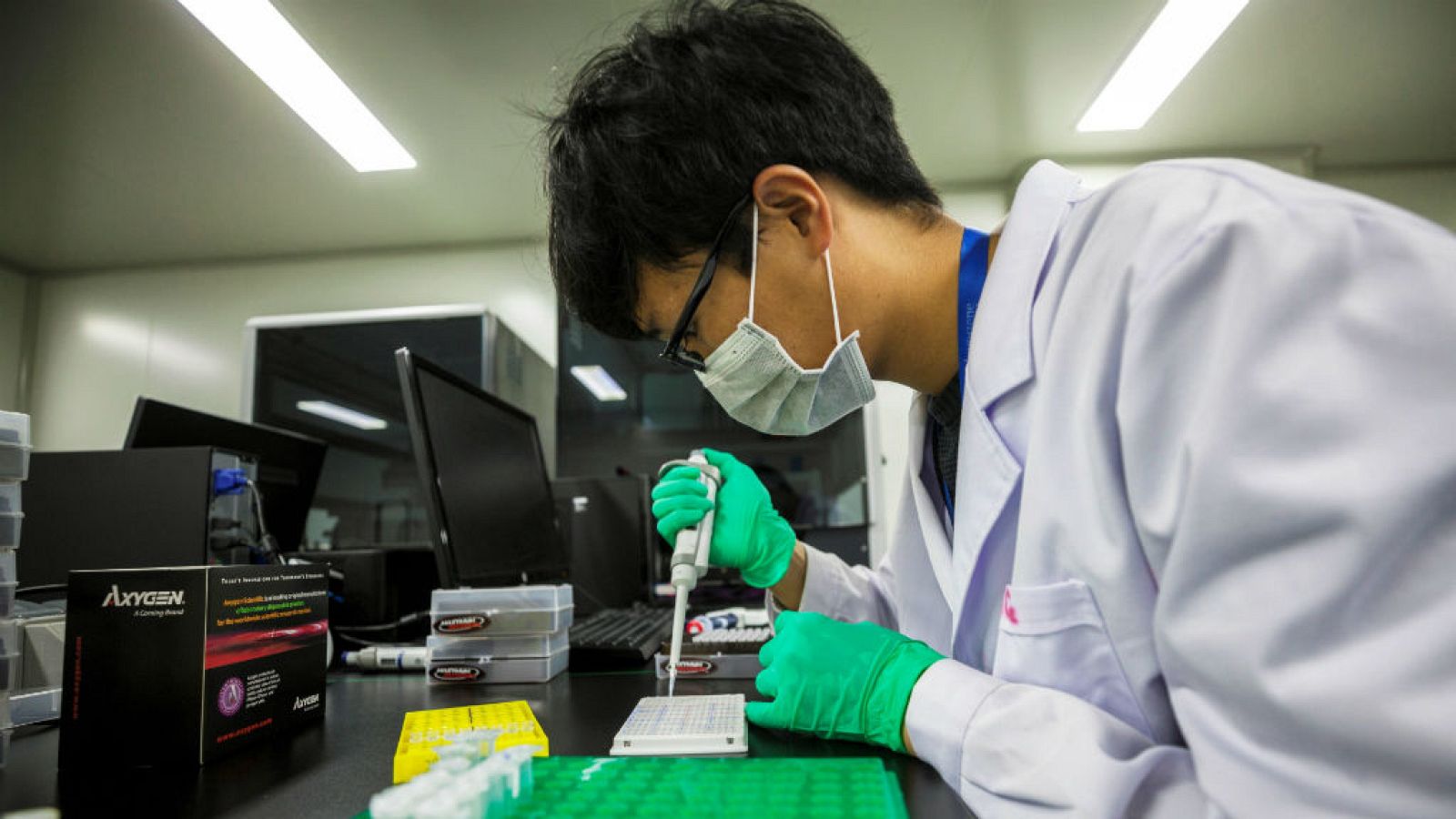  Las mañanas de RNE con Íñigo Alfonso - Científicos chinos rechazan la modificación genética anunciada en ese país - Escuchar ahora