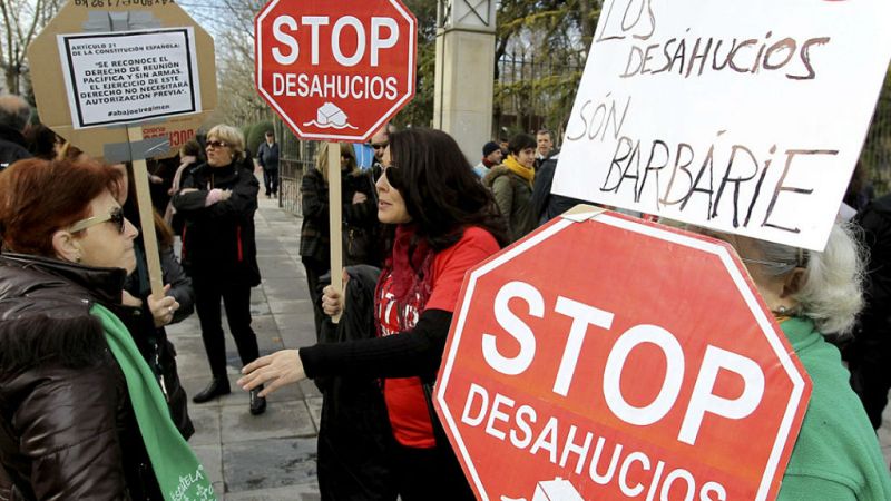  Las mañanas de RNE con Íñigo Alfonso - El último suicidio por deshaucio vuelve a agitar los ánimos - Escuchar ahora 