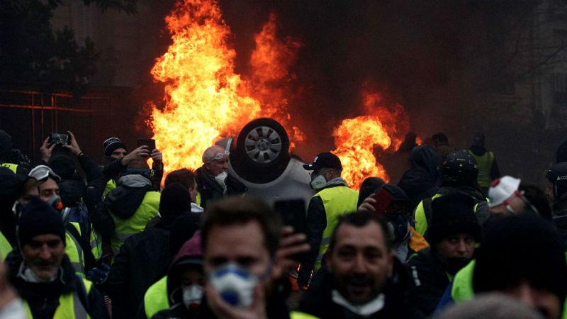  Cinco continentes - Los chalecos amarillos y los contactos para la paz en Yemen - Escuchar ahora