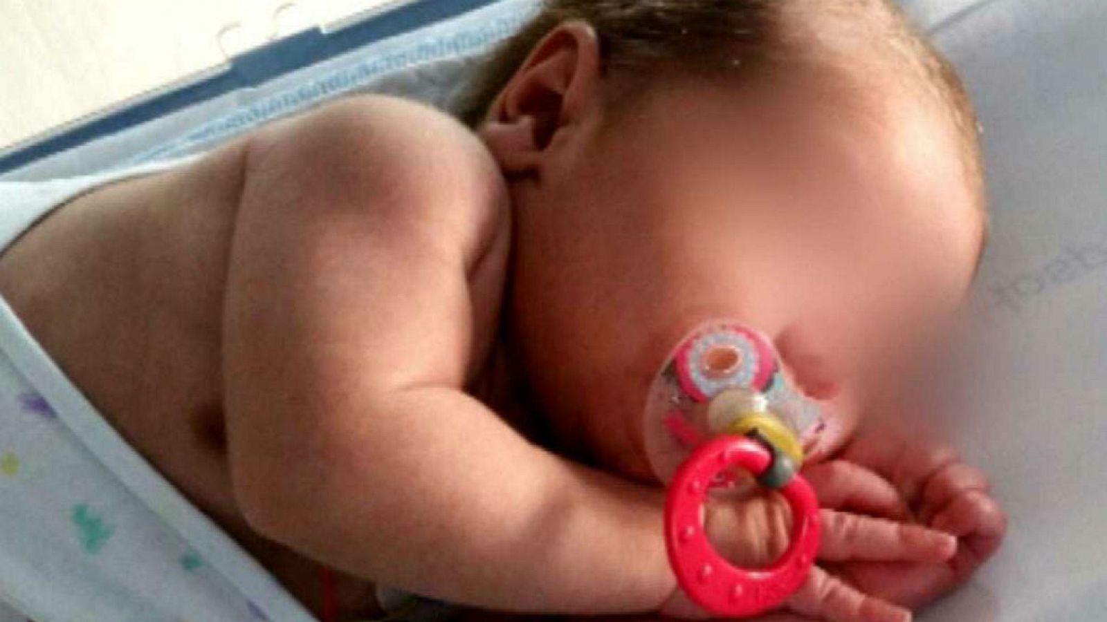 14 horas - Acusados de malos tratos los padres de una bebé en Valencia - Esuchar Ahora