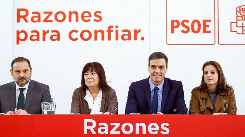 Boletines RNE - El PSOE muestra su apoyo a Susana Díaz pero pide renovación - Escuchar ahora