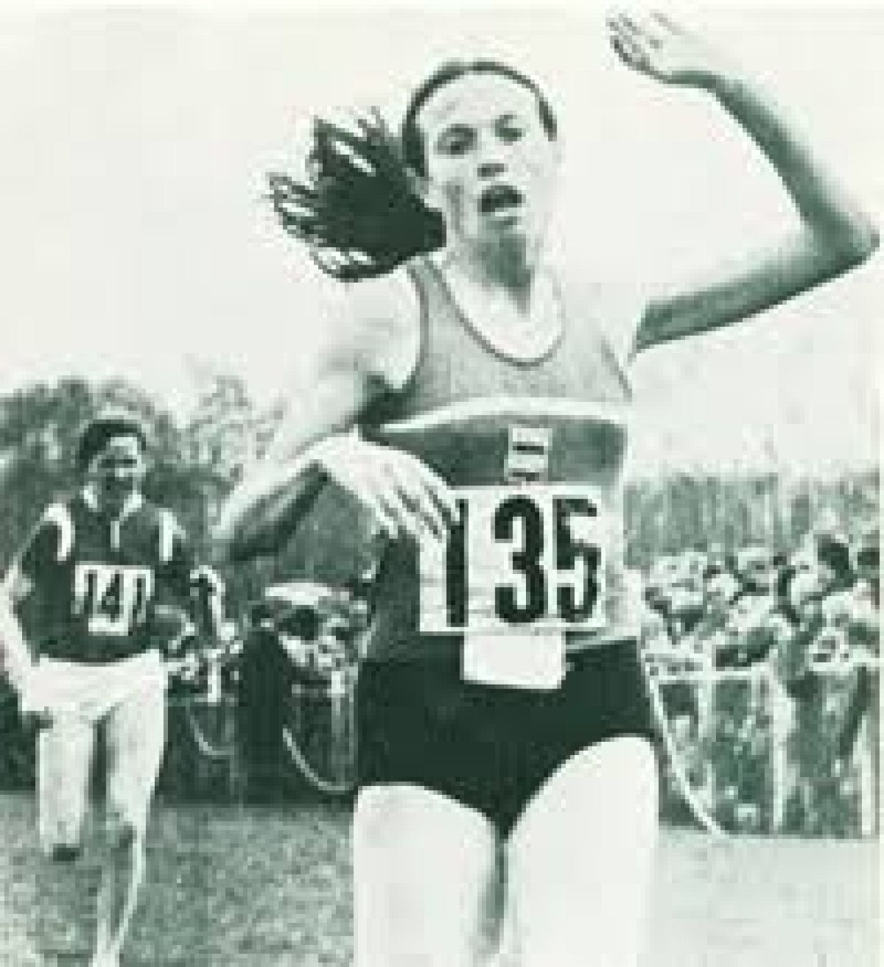  Carmen Valero, atleta, el triunfo de la rebeldía - Escuchar ahora