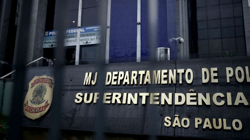  Las mañanas de RNE con Íñigo Alfonso - Detenido en Brasil uno de los responsables de la matanza de los abogados de Atocha - Escuchar ahora 