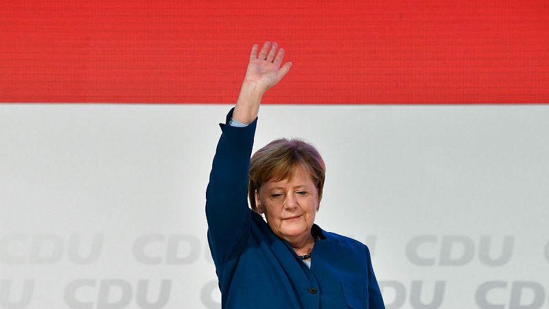 14 horas - Merkel se despide de la CDU con un llamamiento al centrismo - Escuchar ahora