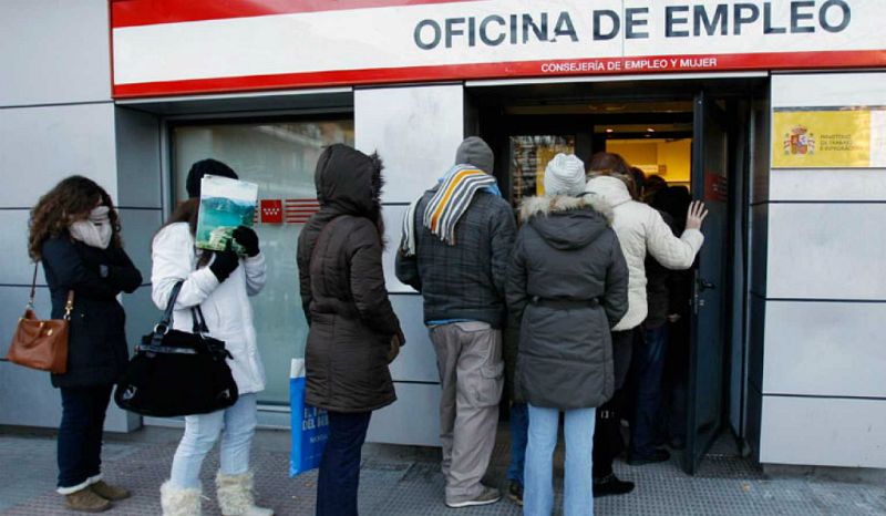 14 horas - Plan del Gobierno para frenar el desempleo juvenil - Escuchar ahora