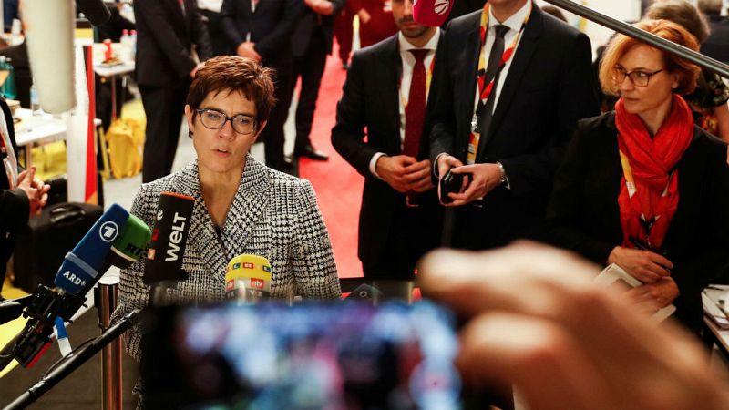  Cinco continentes - La sucesora de Angela Merkel y el hambre en Yemen - Escuchar ahora